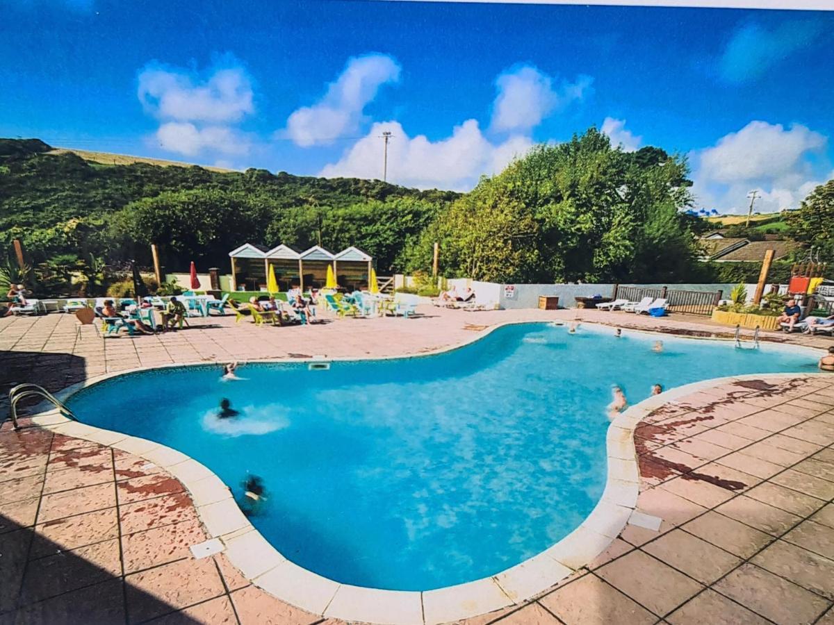 הוילה Mawgan Pads Newquay Bay מראה חיצוני תמונה